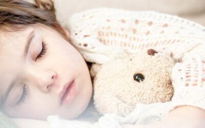 7 Conseils Pratiques pour Calmer les Angoisses d’Endormissement chez les Enfants